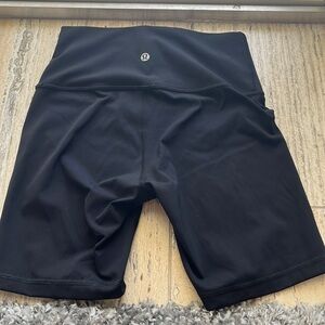 Lululemon biker shorts 6”